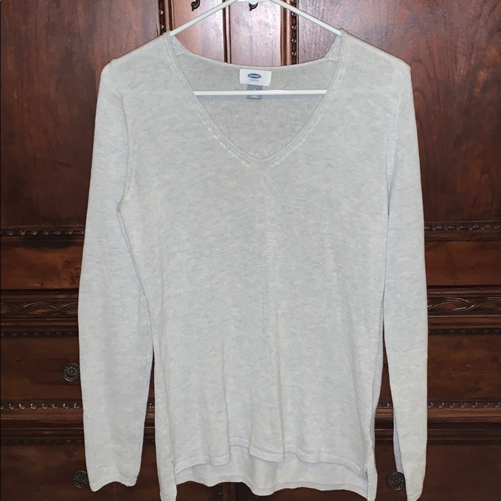 Gray vneck sweater